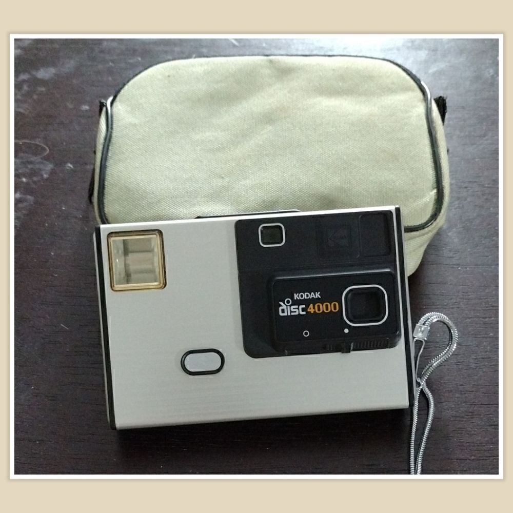 Kodak Disc 4000 Compact Slimline Retro FILM Camera in VGC, Retro